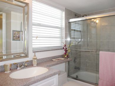 Marco Island Condo 910144