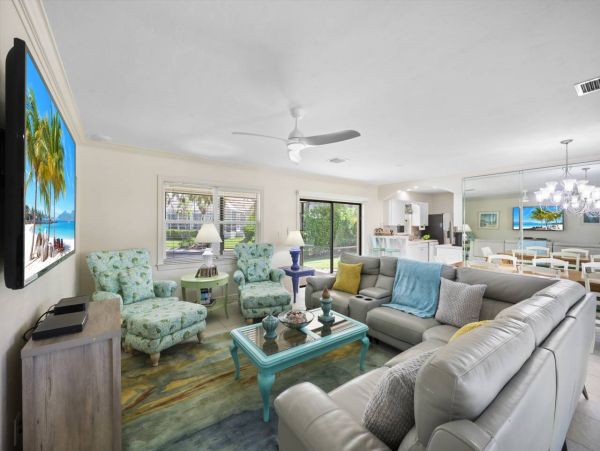 Marco Island Short Walk To Beach  Pool & Boat Dock