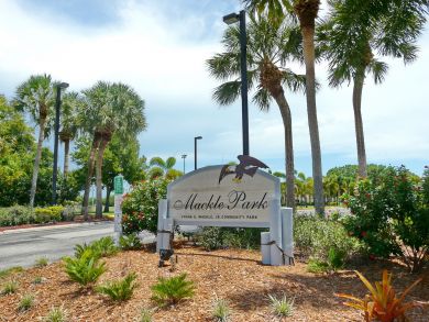 Marco Island Condo 910153