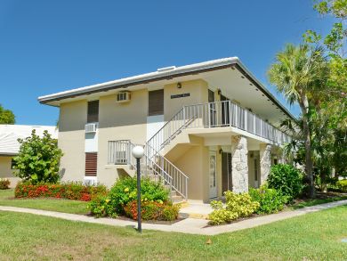 Marco Island Condo 910155