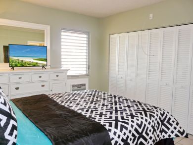 Marco Island Condo 910155
