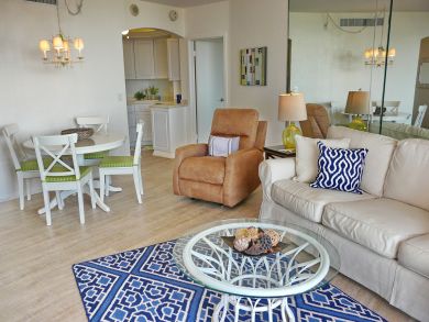 Marco Island Condo 910161