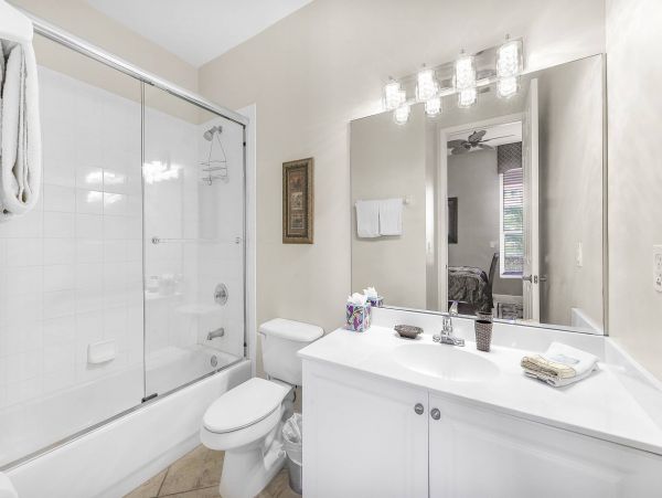 Marco Island Pool Condo Sleeps Six Guests