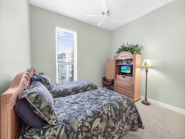 Marco Island Pool Condo Sleeps Six Guests