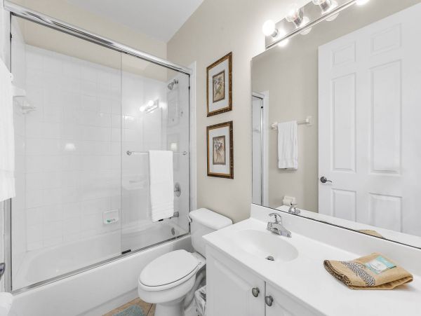 Marco Island Pool Condo Sleeps Six Guests