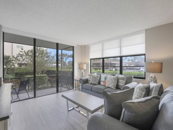 Marco Island Vacation Condo Across From Tigertail