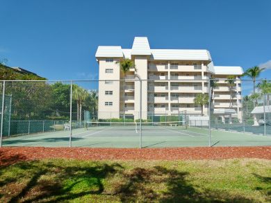 Marco Island Condo 910173