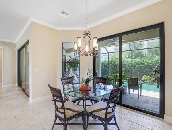 Great Marco Island Vacation Home With Caged Pool & Hot Tub