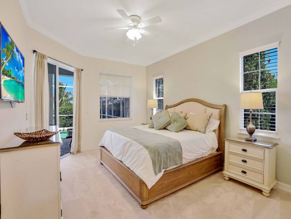Marco Island Vacation Pool Home Sleeps Twelve Guests