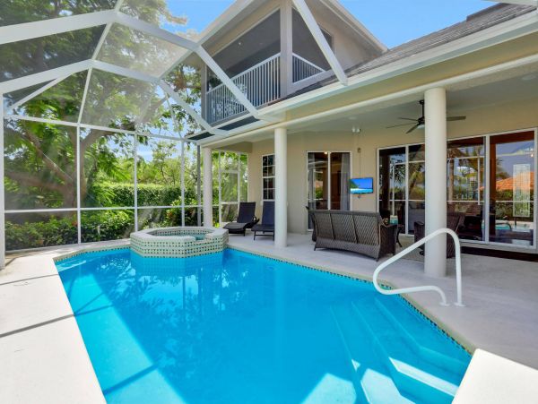 Marco Island Vacation Pool Home Sleeps Twelve Guests