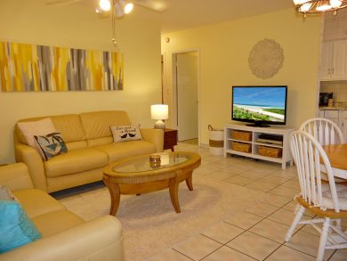 Charming Marco Island Vacation Condo Rental Sleeps Four