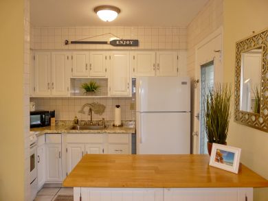 Charming Marco Island Vacation Condo Rental Sleeps Four