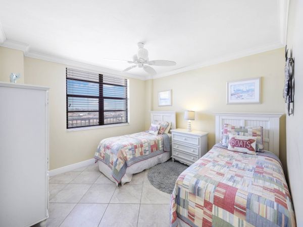 Marco Island Two Bedroom Beachfront Vacation Condo Sleeps 4