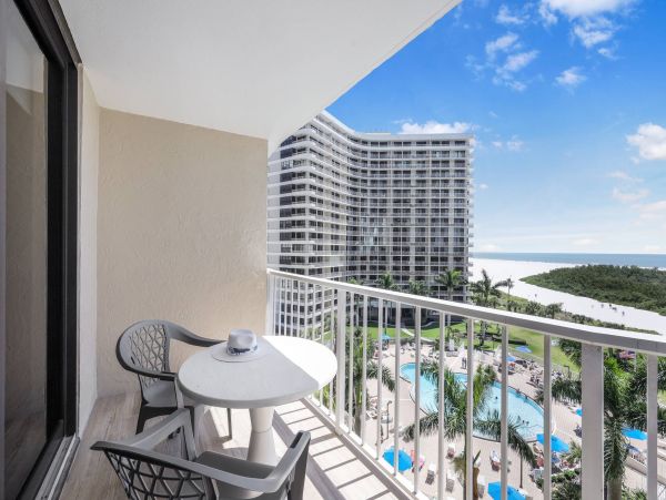 Marco Island Two Bedroom Beachfront Vacation Condo Sleeps 4