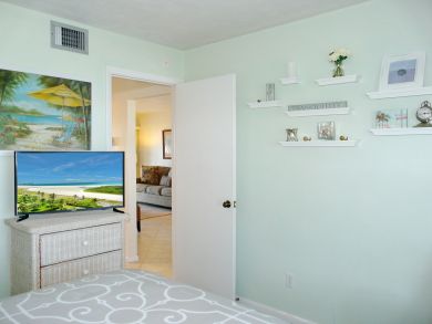 Marco Island Condo 910201