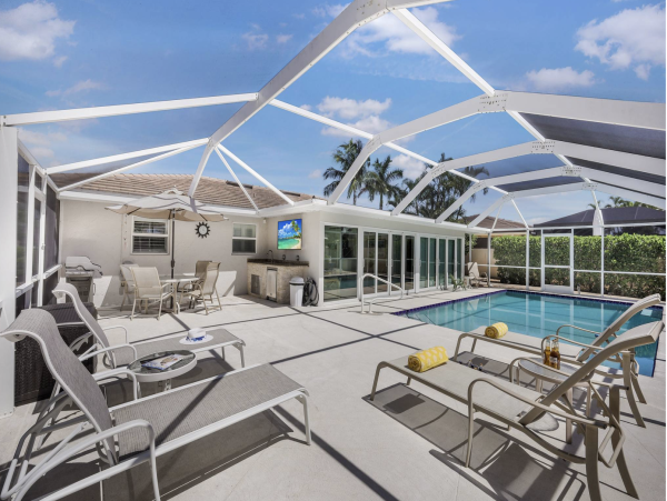 Marco Island Pool Vacation Home Walk to Beach 3 Bedrooms