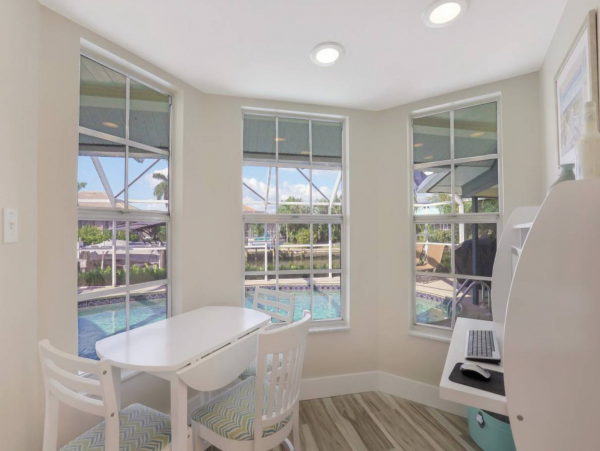 Waterfront Three Bedroom Marco Vacation Home Sleeps Eight