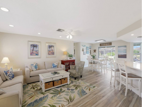 Waterfront Three Bedroom Marco Vacation Home Sleeps Eight