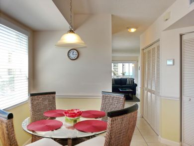 Marco Island Condo 910216