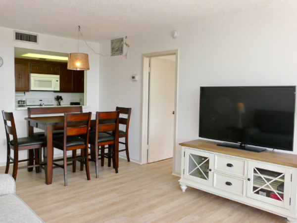 Two bedroom Beach front Condo In Marco Island