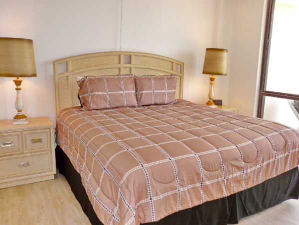 Two bedroom Beach front Condo In Marco Island