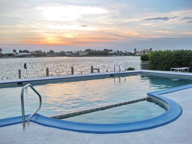 Marco Island Condo 910224