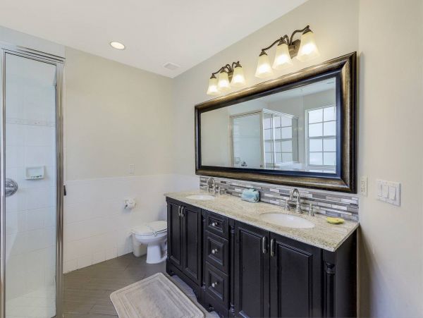 Marco Island Vacation Home Sleeps Eight Guests