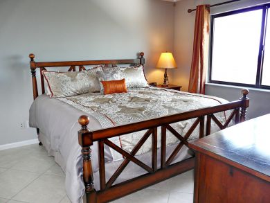 Beautiful Beachfront Marco Island Condo with Sweeping Views Beautiful Beachfront Marco Island Condo with Sweeping Views