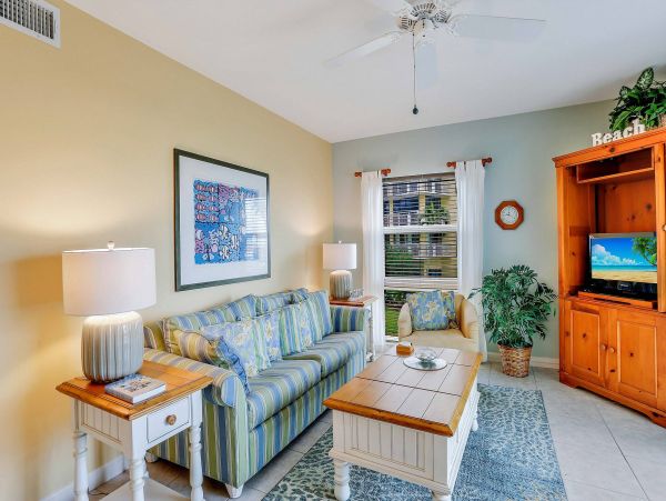 Marco Island One Bedroom Vacation Condo Sleeps Two Guests