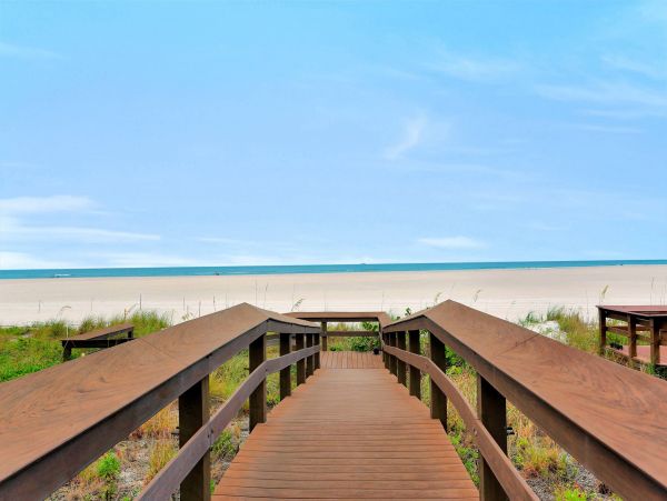 Marco Island One Bedroom Vacation Condo Sleeps Two Guests