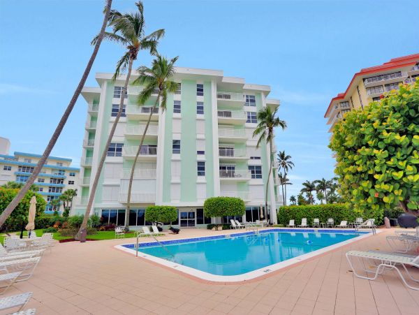 Marco Island One Bedroom Vacation Condo Sleeps Two Guests