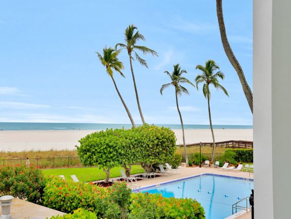 Marco Island One Bedroom Vacation Condo Sleeps Two Guests