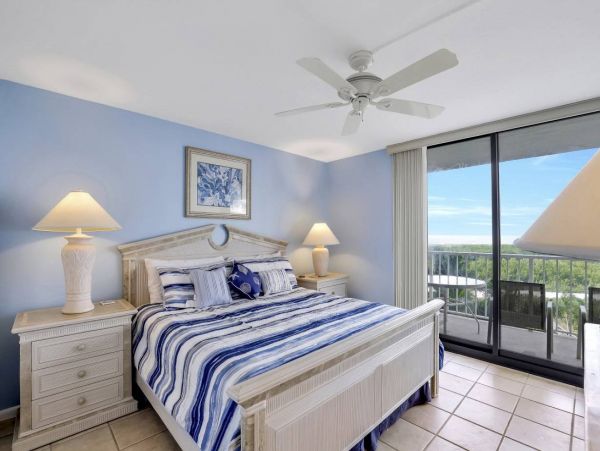 Gulf View Two Bedroom Vacation Rental Condo in Marco Island