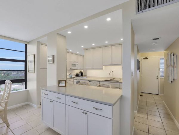 Gulf View Two Bedroom Vacation Rental Condo in Marco Island