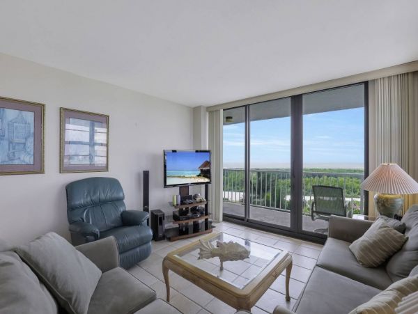 Gulf View Two Bedroom Vacation Rental Condo in Marco Island