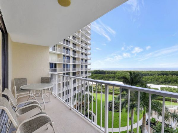 Gulf View Two Bedroom Vacation Rental Condo in Marco Island