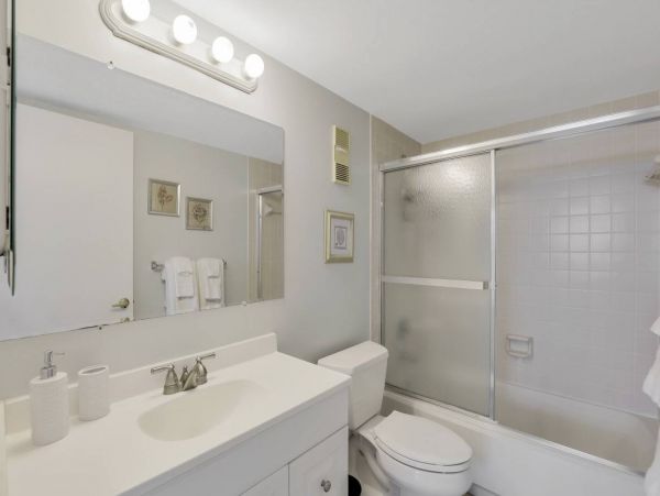 Gulf View Two Bedroom Vacation Rental Condo in Marco Island