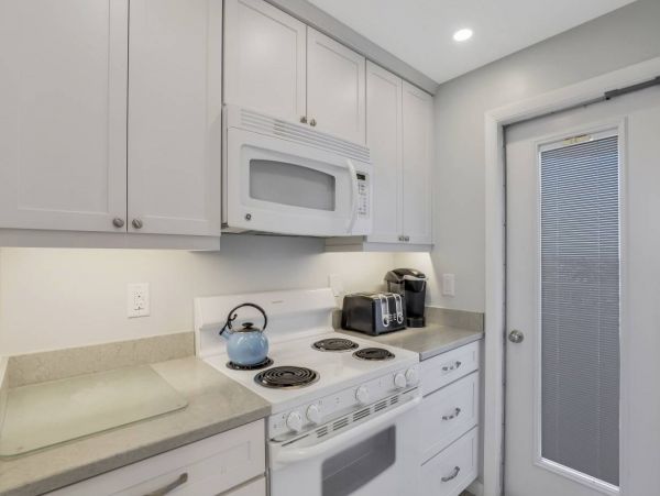 Gulf View Two Bedroom Vacation Rental Condo in Marco Island