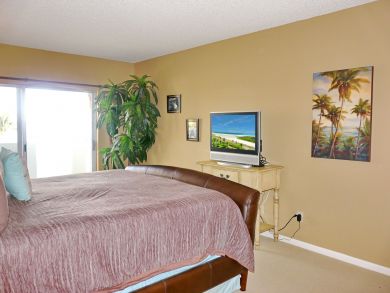 Marco Island Condo 910238
