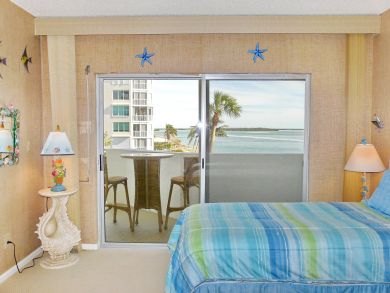 Marco Island Condo 910238