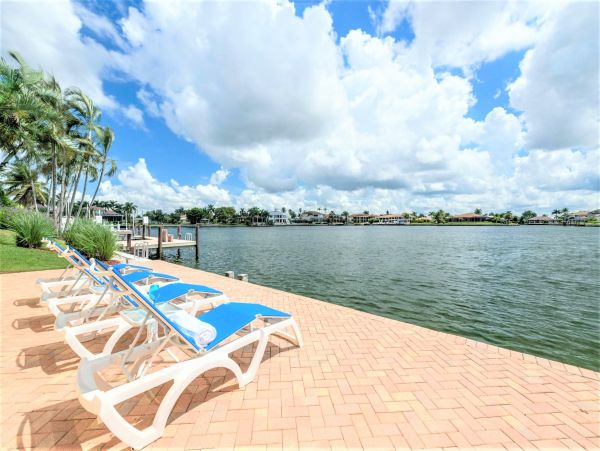 Bay Views Vacation Home On Marco Island Four Bedrooms
