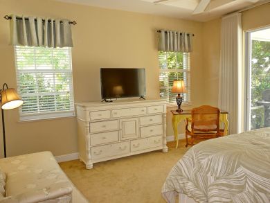Marco Island Three Bedroom Luxury Vacation Pool Home