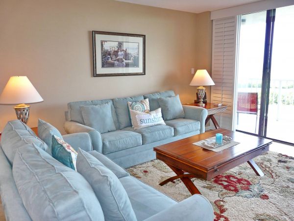 Marco Island  Vacation Beach Condo Sleeps Six Guests