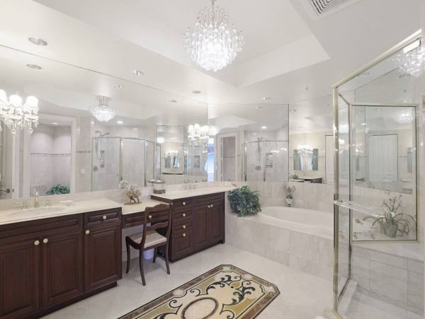 Luxury Marco Island Vacation Condo on Beach Full Gulf Views