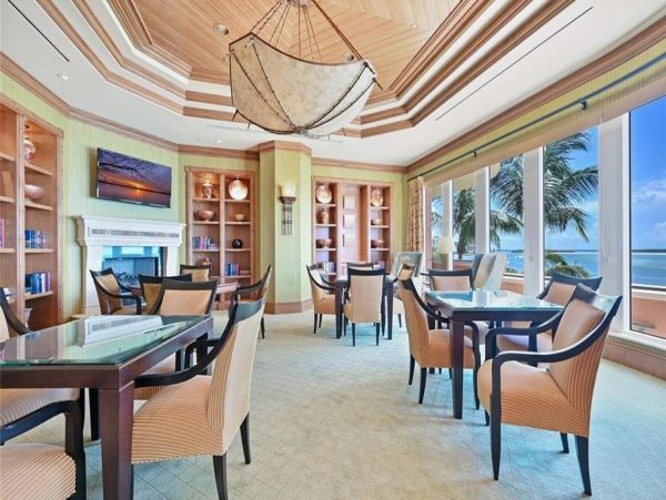 Luxury Marco Island Vacation Condo on Beach Full Gulf Views