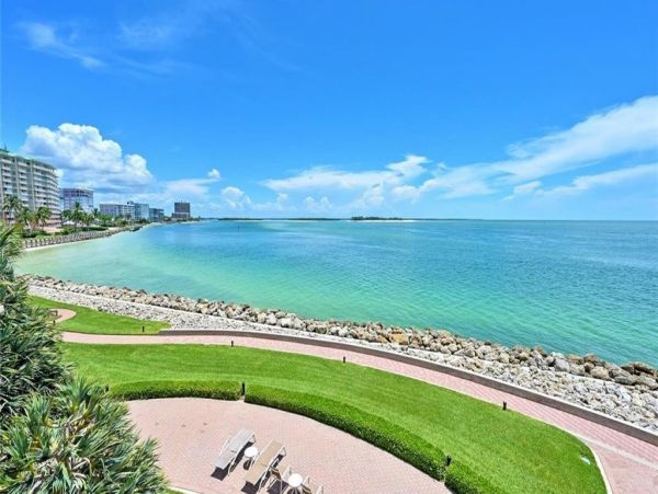 Luxury Marco Island Vacation Condo on Beach Full Gulf Views