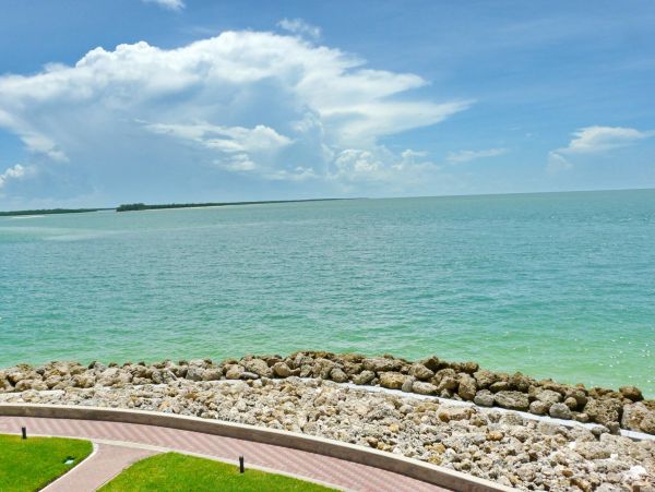Luxury Marco Island Vacation Condo on Beach Full Gulf Views