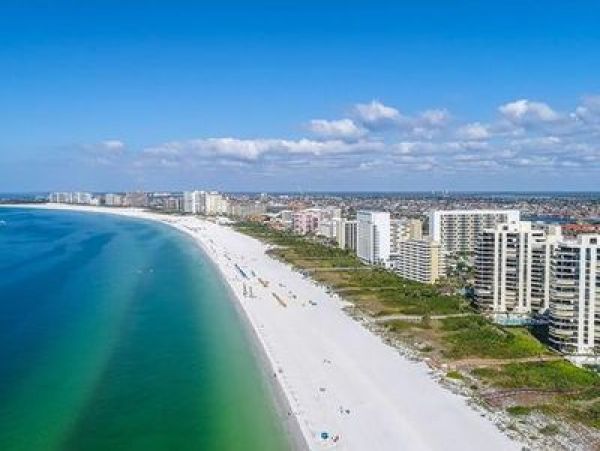 One Of The Few Three Bedroom Rentals on Marco Island