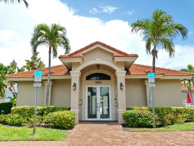 Marco Island Condo 910256