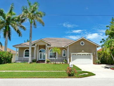 Marco Island Vacation Home Sleeps Eight Guests. Marco Island Vacation Home Sleeps Eight Guests.